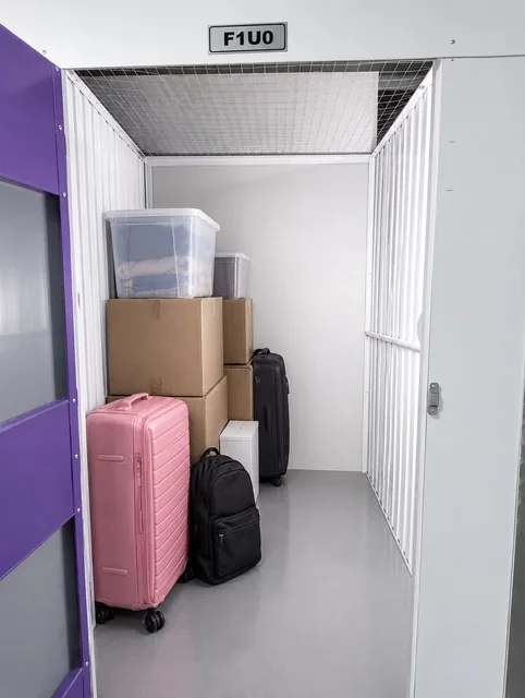 25 sq ft storage unit